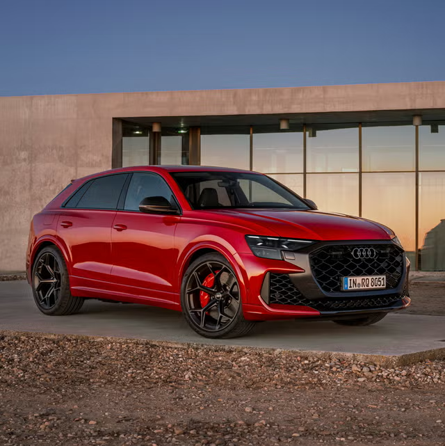 Audi RS Q8 2025: Yüksek Performanslı SUV'ların Yeni Kralı