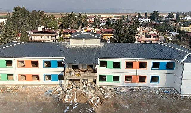 Başkan Büyükakın, son halini paylaştı: Hatay’daki okulun kabası bitti, ince işçiliği başladı