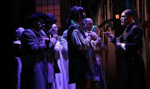 Şehrin Tiyatrosu Kartal ve Ataşehir’de