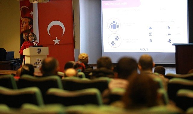 AKUT’TAN engellilere yönelik deprem semineri