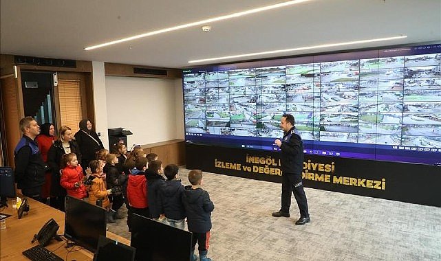 Anaokulu Öğrencilerinden İnegöl Belediyesi’ne Ziyaret