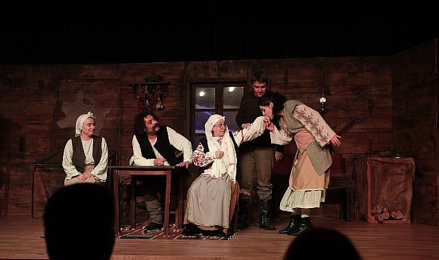 ‘Nevbahar Mübadele Yüzyıllık Sürgün’ Osmangazi’de sahnelendi