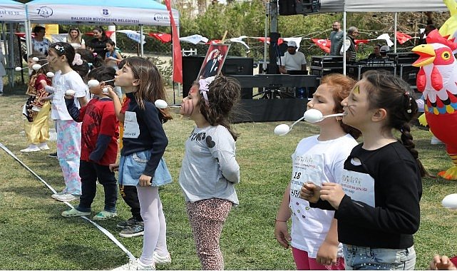 25. Uçurtma Şenliği’nde Binlerce Uçurtma Gökyüzüne Uçtu