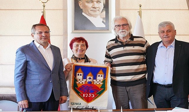 Ayvalık Belediyesi’ne Sjenica Belediye Başkanı Munib Mujagic’ten Kardeş Şehir Daveti