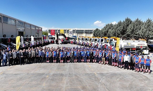 Başkan Altay: “100 Milyon Lira Bedelle KOSKİ’ye 24 Yeni İş Makinesi Daha Kazandırdık”