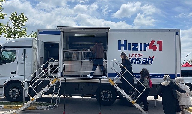 Hızır 41, Kariyer Fuarı’nda afet hazırlıklarını tanıttı