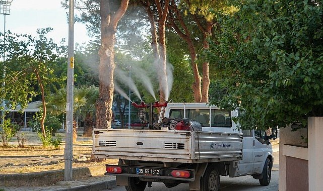 Gaziemir’de sivrisineklere karşı ilaçlama çalışmaları hız kazandı