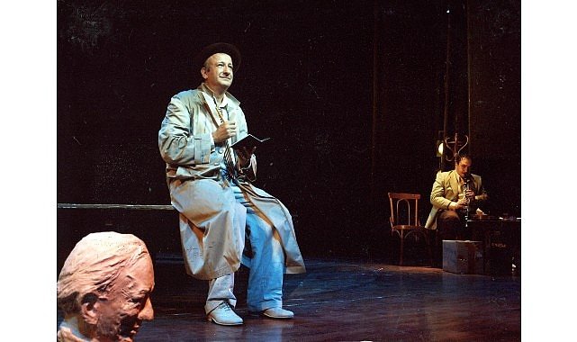 İBB Şehir Tiyatroları, Naşit Özcan’ı Kaybetmenin Derin Üzüntüsünü Yaşıyor