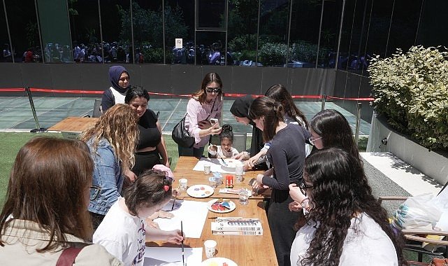 Özel eğitim öğrencileri İstinye Üniversitesi’nin şenliğinde buluştu