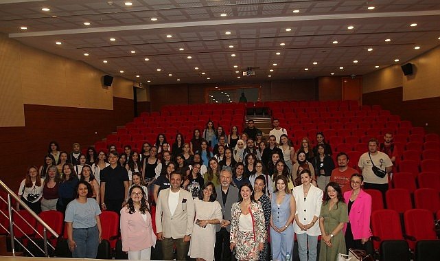 UCİM Başkanı Saadet Özkan, EÜ’de sahadaki deneyimlerini anlattı