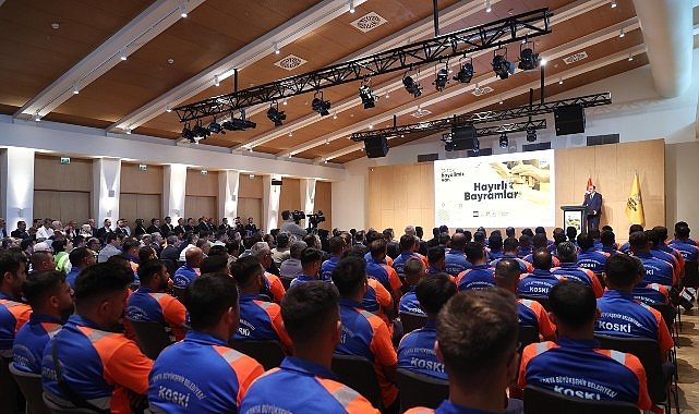 Başkan Altay Büyükşehir Çalışanlarıyla Bayramlaştı:  “Görevimiz Konya’yı Türkiye’nin En Güzel Şehri Yapmak”