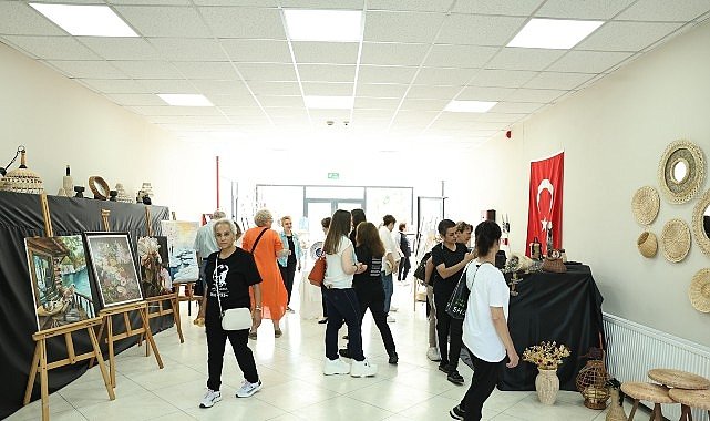 Olgun gençlerden göz alıcı eserler