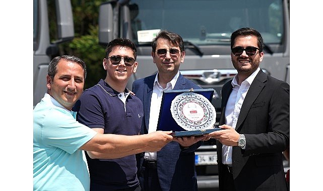 Trakman’dan yılın en büyük teslimatı: Alp Lojistik filosuna 50 adet MAN TGX çekici kattı