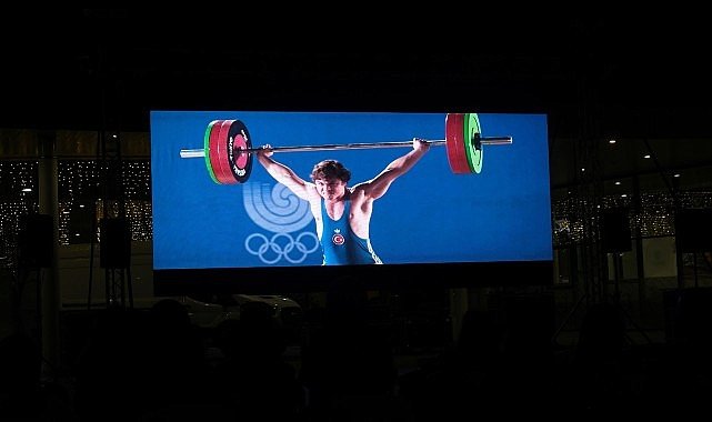 Milli İrade Meydanı’nda sinema keyfi bir başka güzel