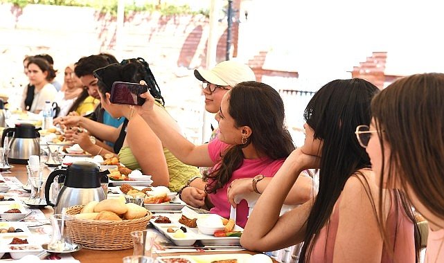 Yabancı öğrenciler sosyal medya hesaplarında Osmangazi’yi tanıtacak