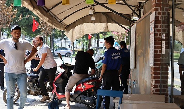 Büyükşehir’den Ahmetli’de Kaldırım İşgallerine Denetim