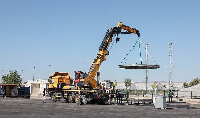 30 Şef, Dev Sucuklu Yumurta İçin 25 Metrekarelik Tavada   Rekor Kıracak