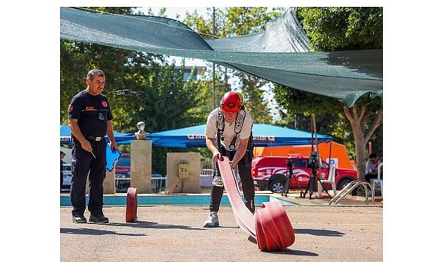 İtfaiye adayları zorlu parkurlarda ter döküyor