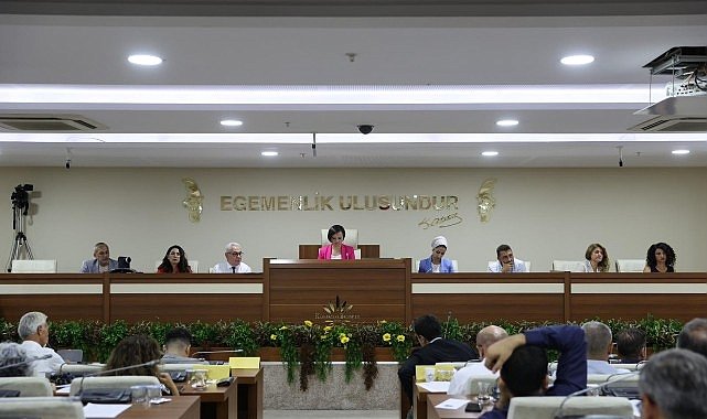 Karabağlar Meclisinde Gündem: Sosyal Yardımlar, Temizlik, Kız Öğrenci Yurdu ve Kentsel Dönüşüm