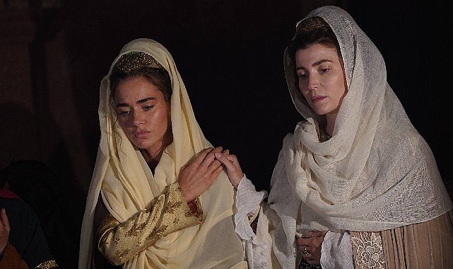 ‘Mevlana: Mest-i Aşk’ kostümleri için 2500 metre kumaş kullanıldı