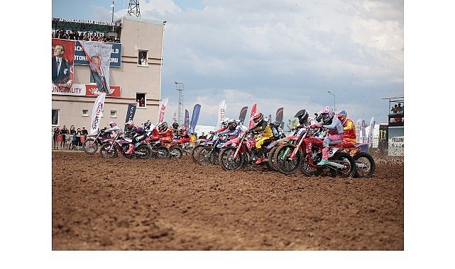 MXGP Türkiye’de İlk Gün Yarışları Tamamlandı