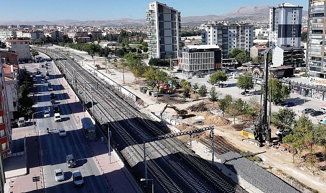 Başkan Altay: “Banliyö Hattıyla Daha Hızlı, Güvenli ve Konforlu Bir Ulaşım İmkanına Kavuşacağız”