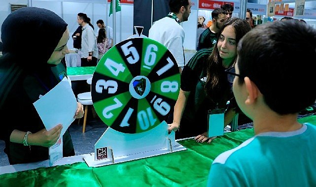 Kocaeli Kitap Fuarı’nda Yeşil-Siyah aşk