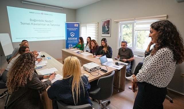 Maltepe Belediyesi’nden bağımlılıkla mücadele eğitimi