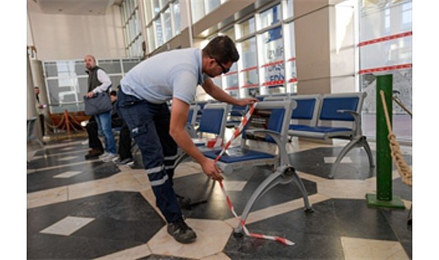 Bir koltuk boş, bir kadın eksik