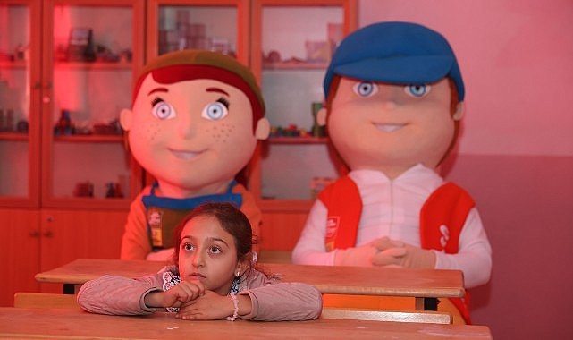 Ilgın Gökçeyurt’un Tek İlkokul Öğrencisi İlayda’ya Milli Tohum Bilinci Kazandırıldı