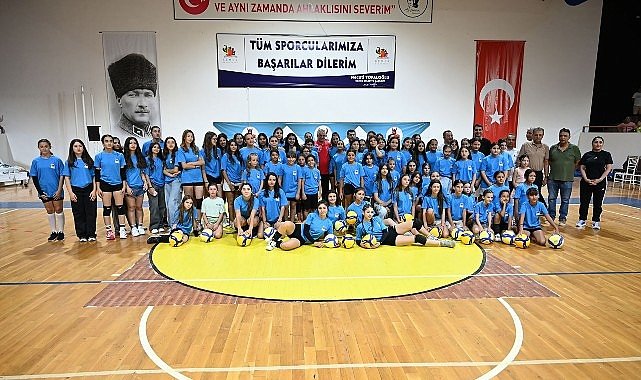 Kemer Belediyesi çocukları ve gençleri sporla buluşturuyor