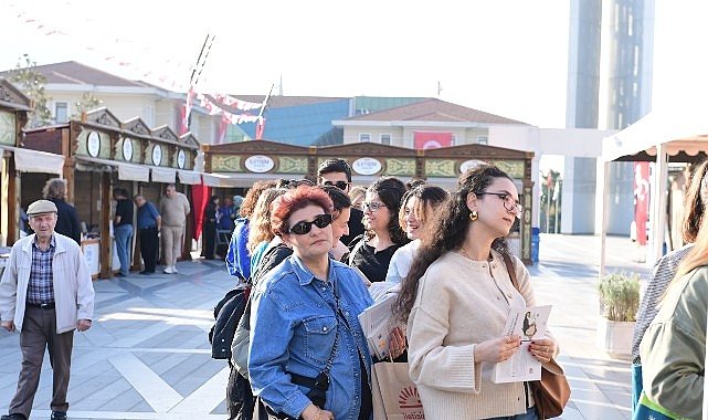 Osmangazi Kitap Fuarı’na İlgi Artarak Devam Ediyor