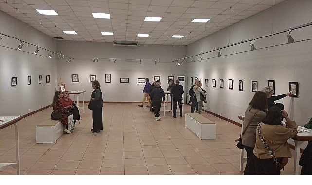 Serginin geliri Eğitime Destek Derneği’ne…