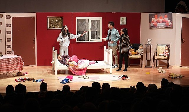 Tembel Ayşe Müzikali İkinci Kez Çocuklarla Buluştu