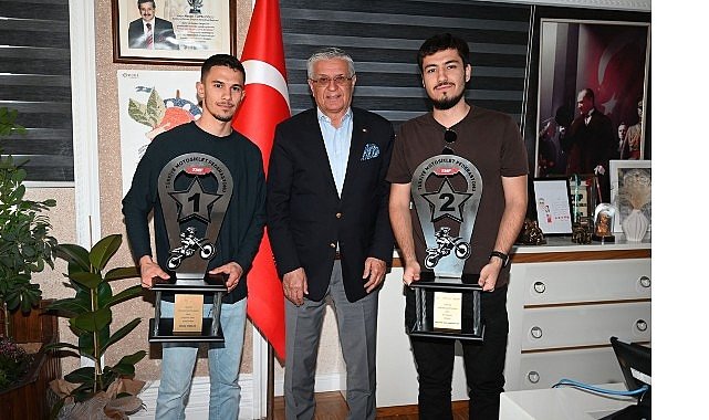 Enduro sporcularından Başkan Topaloğlu’na ziyaret