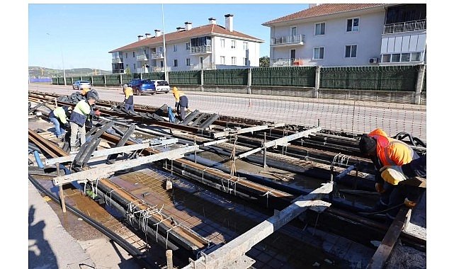 Başkan Büyükakın: “Raylı  sistemde kapasiteyi sürekli artırıyoruz”