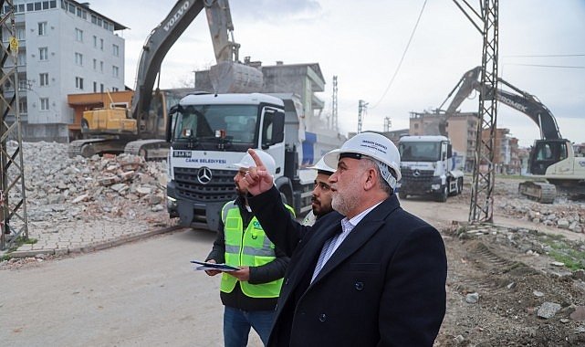 Başkan Sandıkçı’dan Yakın Takip: Dev Dönüşüm Son Hız Devam Ediyor