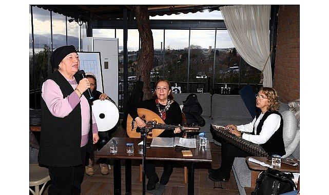 Notalardan gönüllere uzanan “Saygınlar” korosu