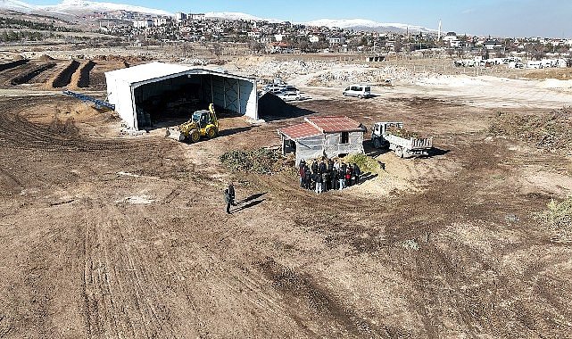 Öğrenciler Selçuklu Belediyesi Kompost Üretim Tesisi’ni ziyaret etti