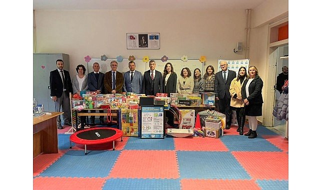 Tohum Otizm Vakfı ve İstanbul Özel Saint-Joseph Fransız Lisesi’nin Desteğiyle Ataşehir’de Özel Eğitim Sınıfı Yenilendi