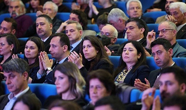 Çeşme Belediye Başkanı Lâl Denizli, “İzmir’de Afet” söyleşisinde Çeşme’nin afet hazırlık modelini anlattı