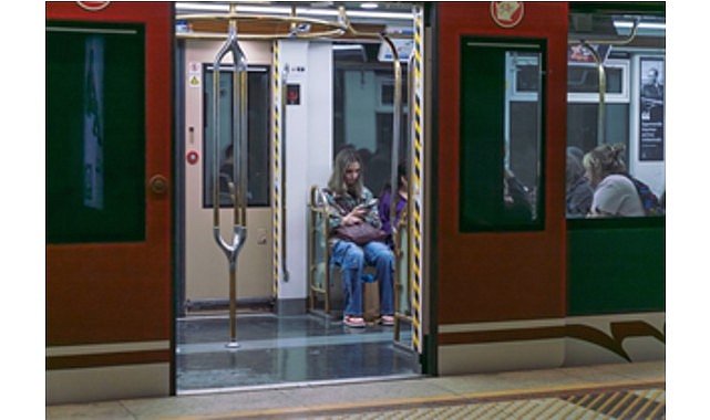 Fahrettin Altay ve Narlıdere arasında metro seferleri yeniden başladı