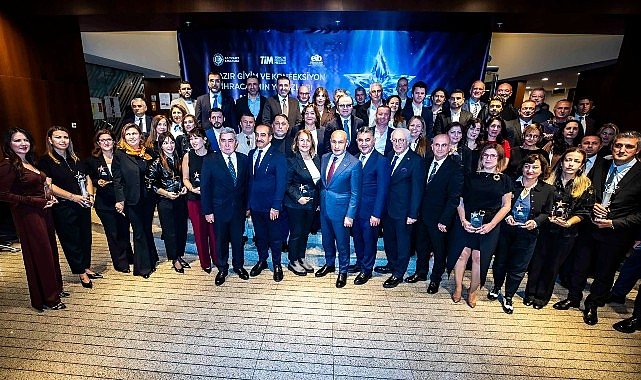 Hazır giyim sektörüne gözümüz gibi bakmalıyız