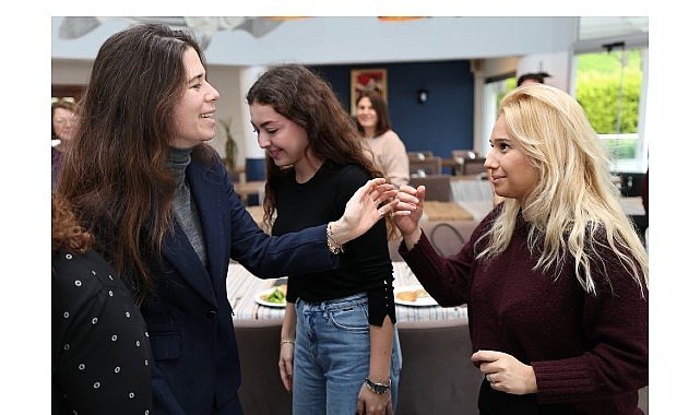 Kadının İnsan Hakları Eğitim Programı Çeşme’de tamamlandı