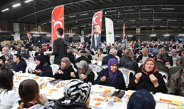 Osmangazi’de Ramazan Coşkusu Meydanlara Taşıyor