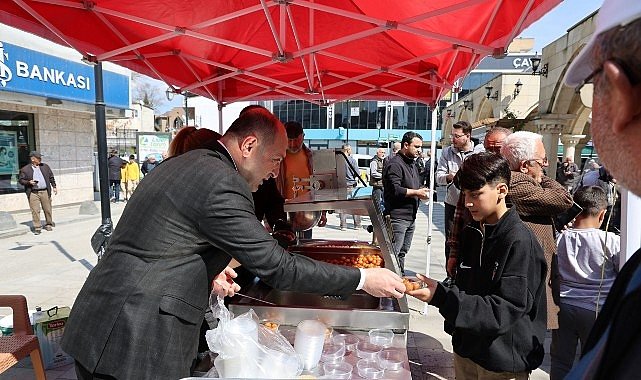 Geyve Belediyesi’nden Muhsin Başkan Hayrına Lokma Hayrı