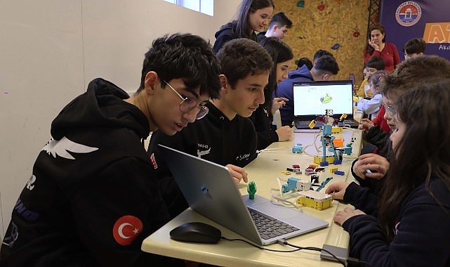 Maltepe Belediyesi’nden çocuklara inovasyon atölyesi