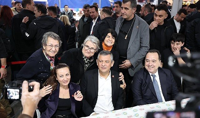 Manisa’da İftar Bereketi Binlerce Vatandaş Aynı Sofrada Buluştu