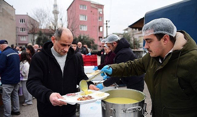 Osmangazi Belediyesi Ramazan Bereketini Sırameşeler’e Taşıdı