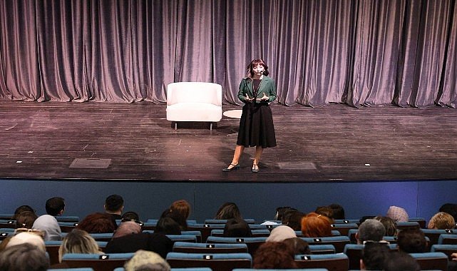 Akademisyen Anne Çankayalılarla Buluştu